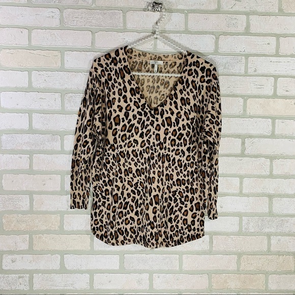 Joie Bold Leopard Print Chyanne Sweater Size S - Picture 4 of 10